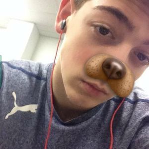 Meet your Posher, Troy